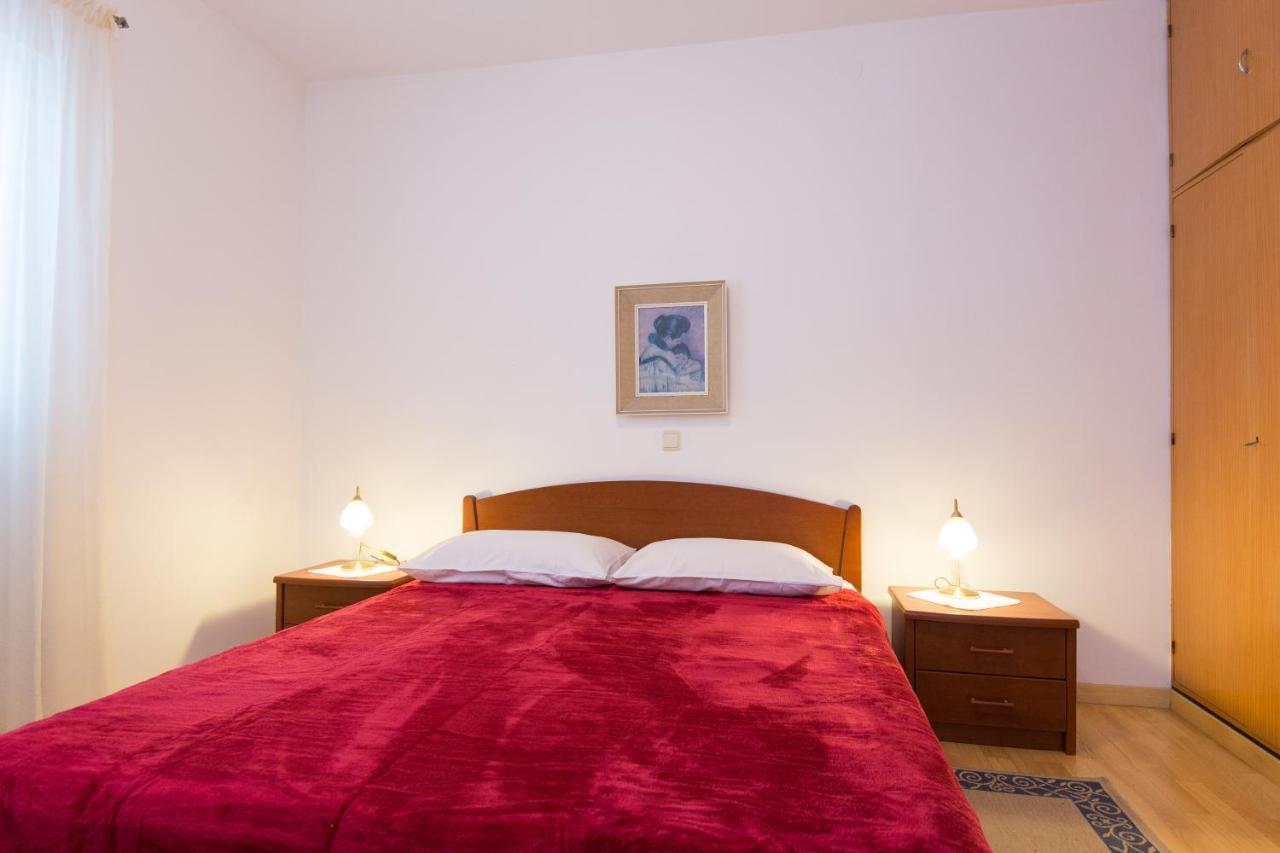 Apartman Leana Крк Екстер'єр фото